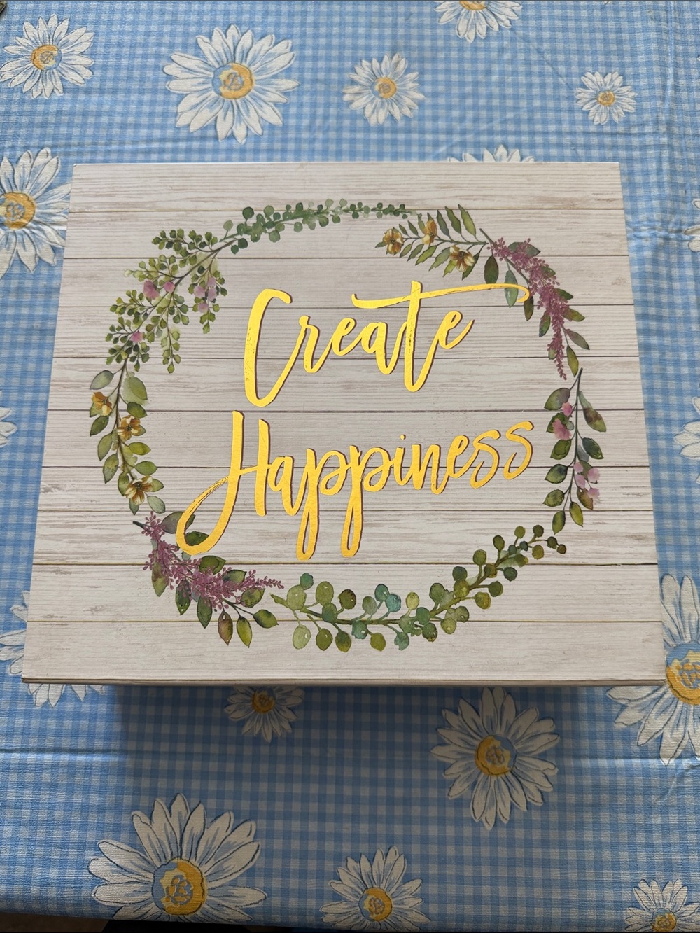 NWT~Ashland Large Magnetic Closure Decorative Floral Box